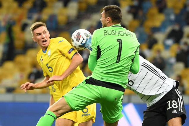 约基奇41+11掘金擒狼回西部第一 太阳复仇快船